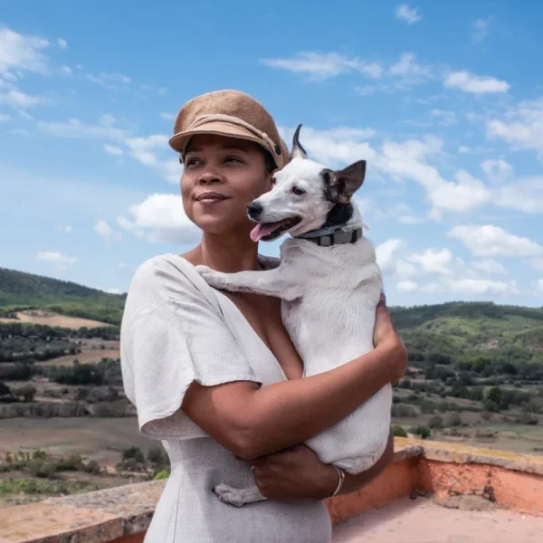 fotógrafo de perros en exteriores